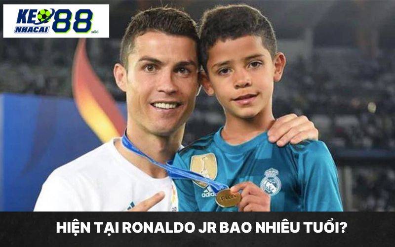 ronaldo jr bao nhieu tuoi hien tai